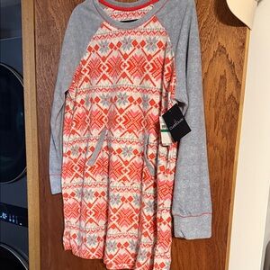 Gray and Red Patterned Long Sleeve Nightgown